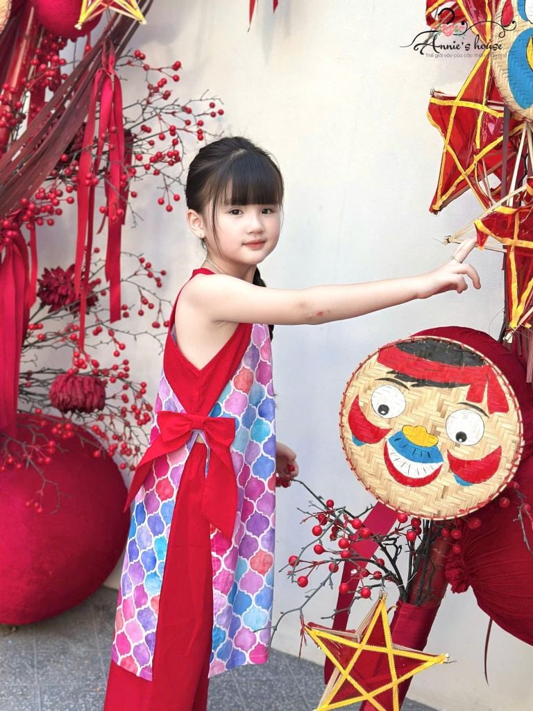  Áo Dài An Nhiên Nơ Điệu Đà - Quần Đỏ 