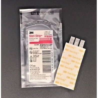 Băng dán y tế thay chỉ khâu da 3M Steri-Strip (R1541)