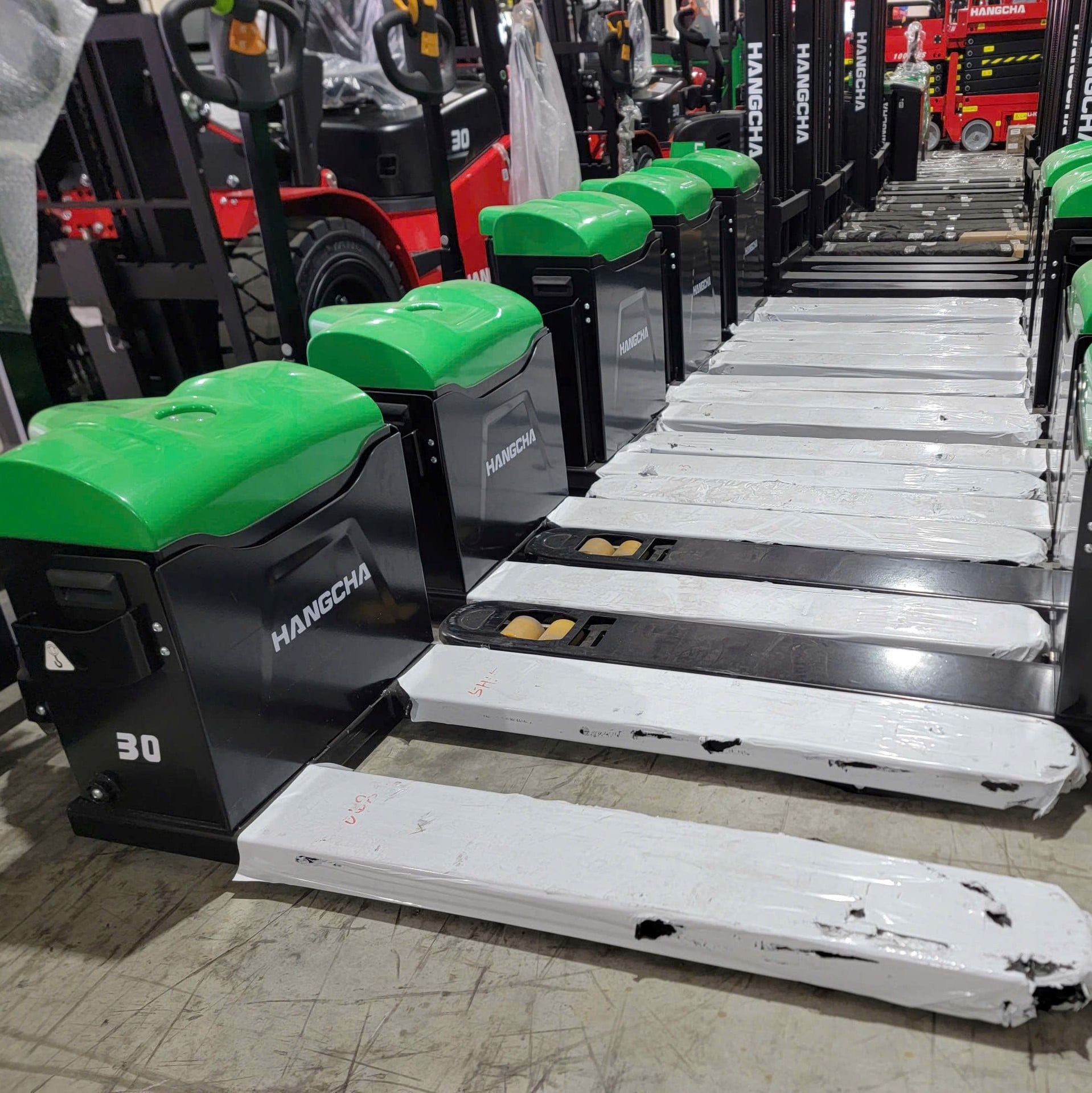  Xe Nâng Tay Điện 3 Tấn CBD30-WJ-I Hangcha – Nâng Hàng Nặng Mạnh Mẽ, Bền Bỉ, Giá Tốt 