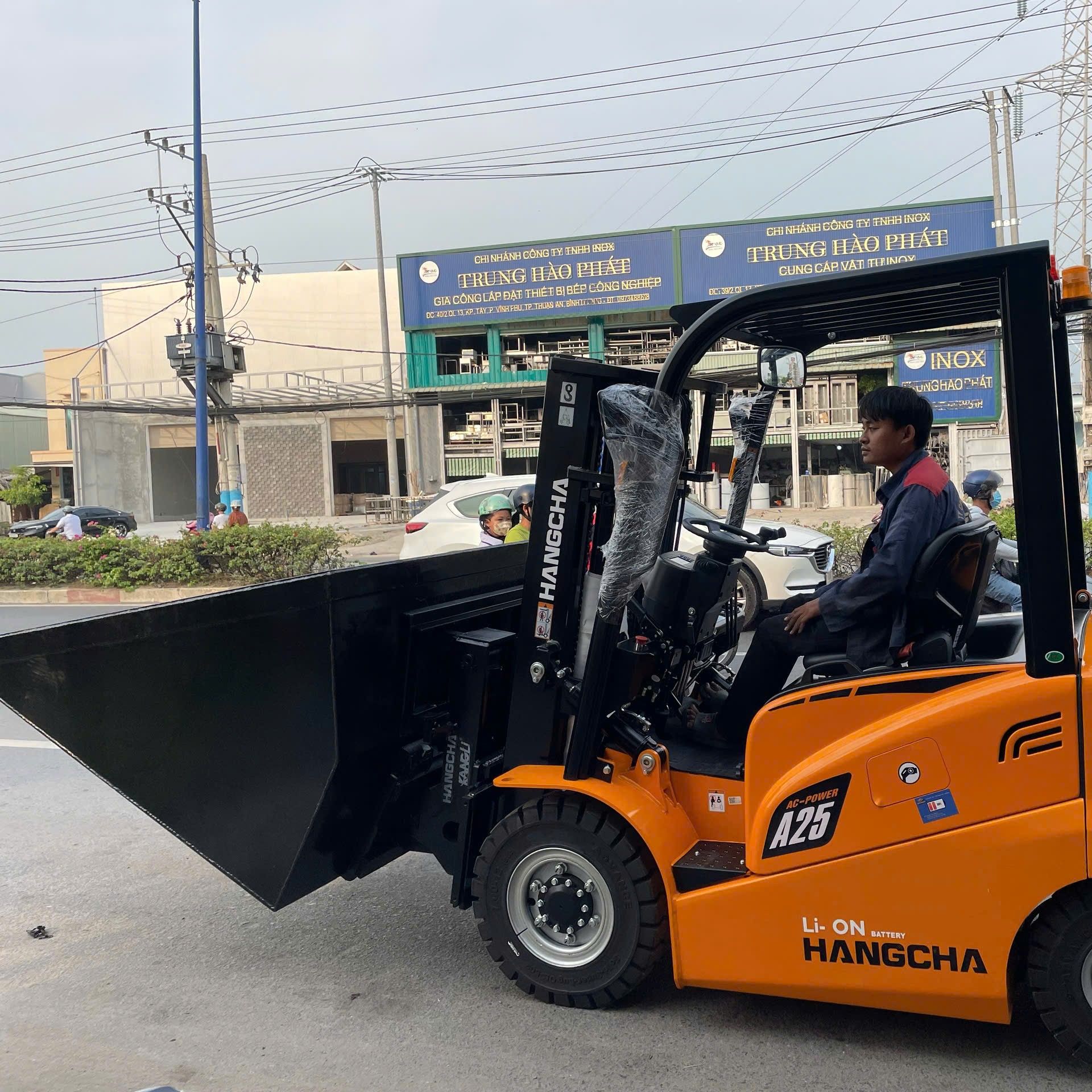  Bộ Công Tác Gật Gù – Gầu Xúc Xe Nâng Hangcha Chính Hãng – Hiệu Suất Cao, Bền Bỉ 