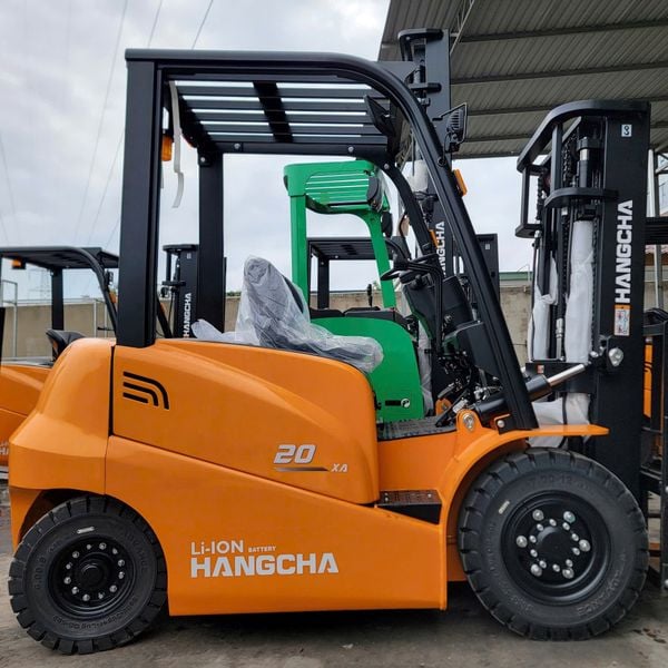 Xe nâng điện Lithium 2 tấn dòng XA Hangcha