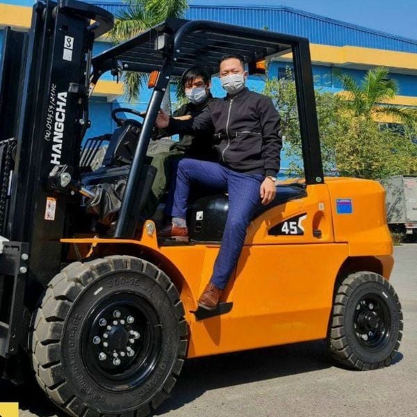 Xe Nâng Dầu 4.5 Tấn Dòng X Hangcha 2026 Mới 100% Cực Bền Bỉ  Giá Siêu Tốt