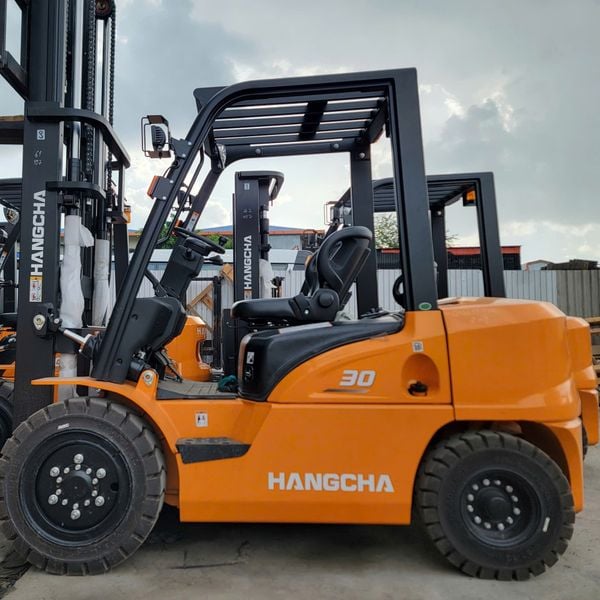 Xe nâng 3 tấn máy dầu HANGCHA chính hãng