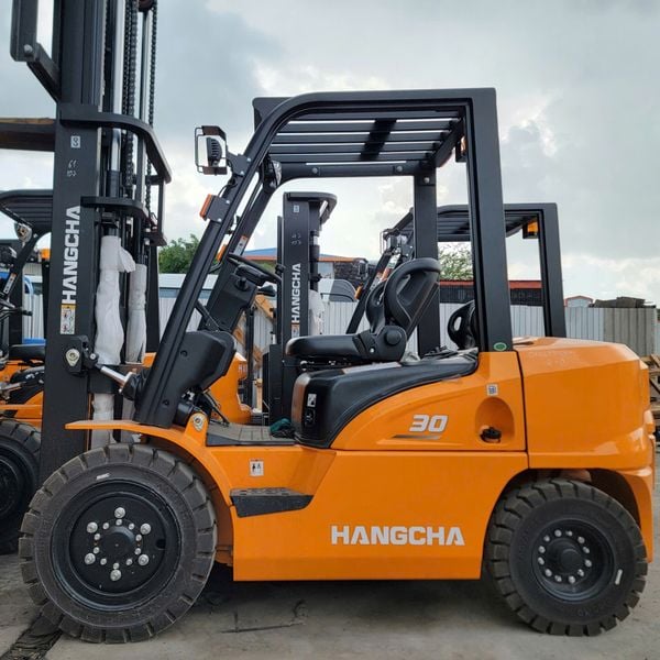 Xe Nâng Dầu 3 Tấn Động Cơ Mitsubishi S4S Hangcha CPCD30-XRW55F Bền Bỉ