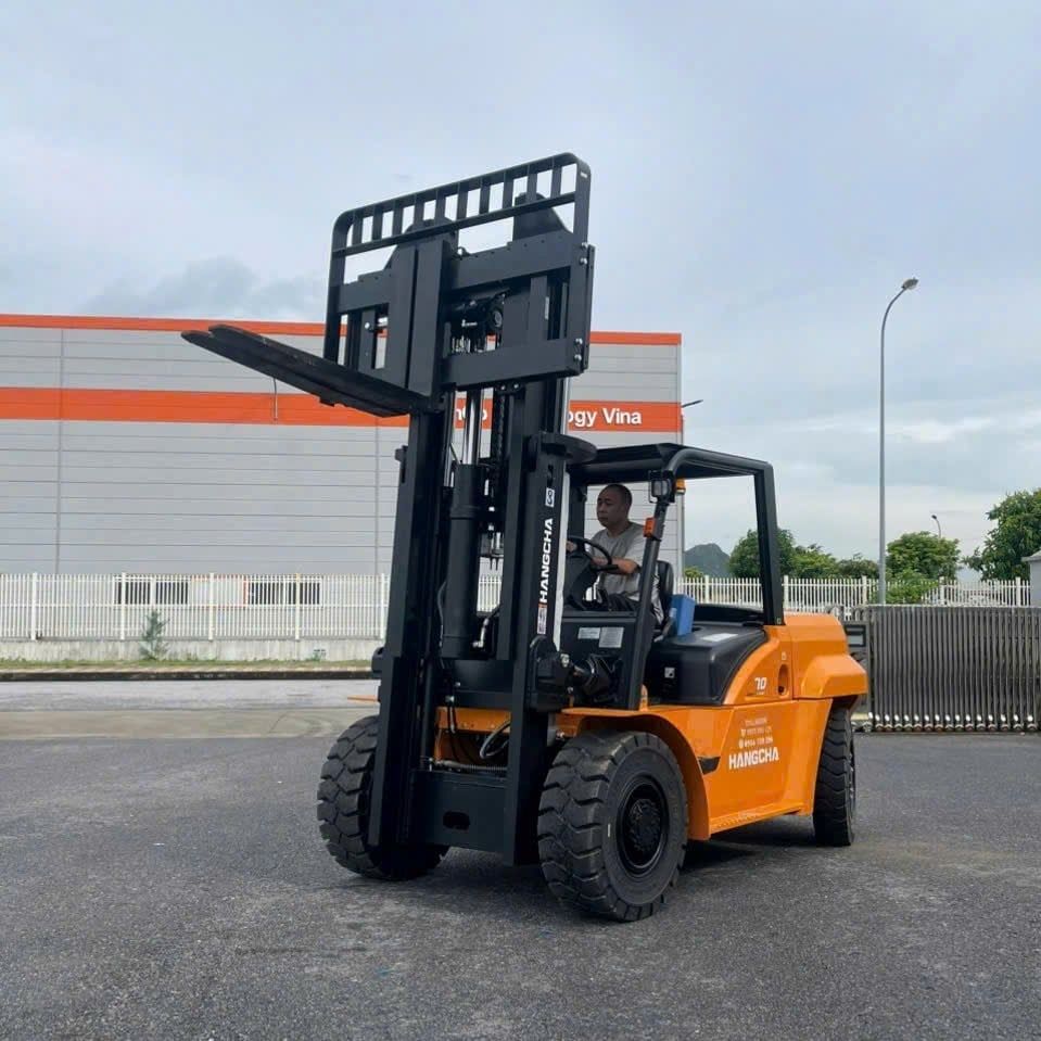  Xe Nâng Dầu 7 Tấn Dòng X Động Cơ Nhật Bản – CPCD70-XRW14 