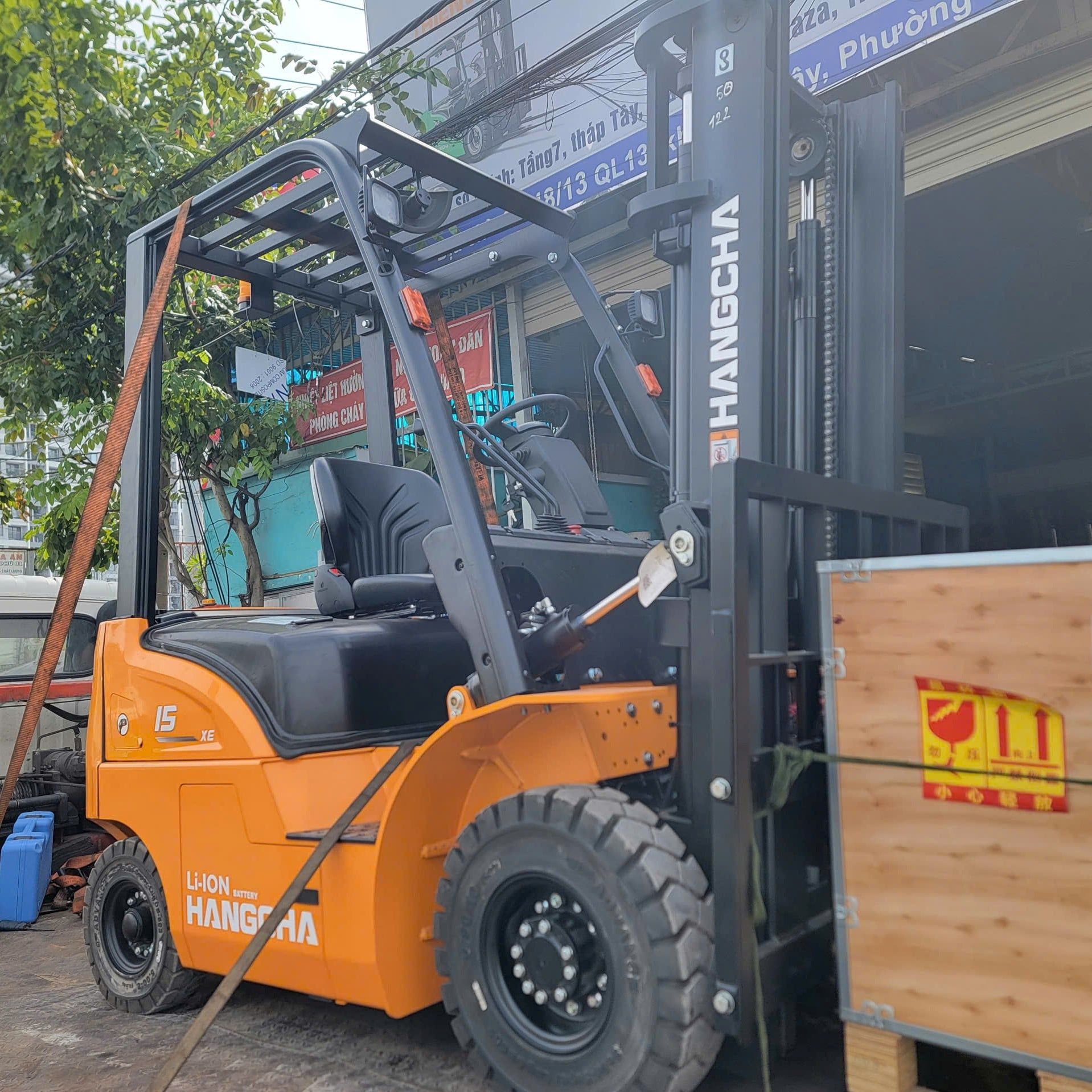  Xe Nâng Điện Lithium 1.5 Tấn Dòng XE Hangcha – Mới 100%, Pin Lithium Bảo Hành 6 Năm 
