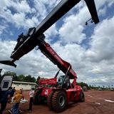  Xe Nâng Gắp Cont 45 Tấn - Mạnh Mẽ - Bền Bỉ - Bảo Hành Lâu Dài - Giá Tốt 