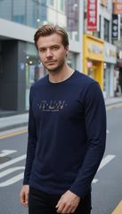 Áo thun nam cổ tròn thiết kế in ngực Tezo - 25ATOT026