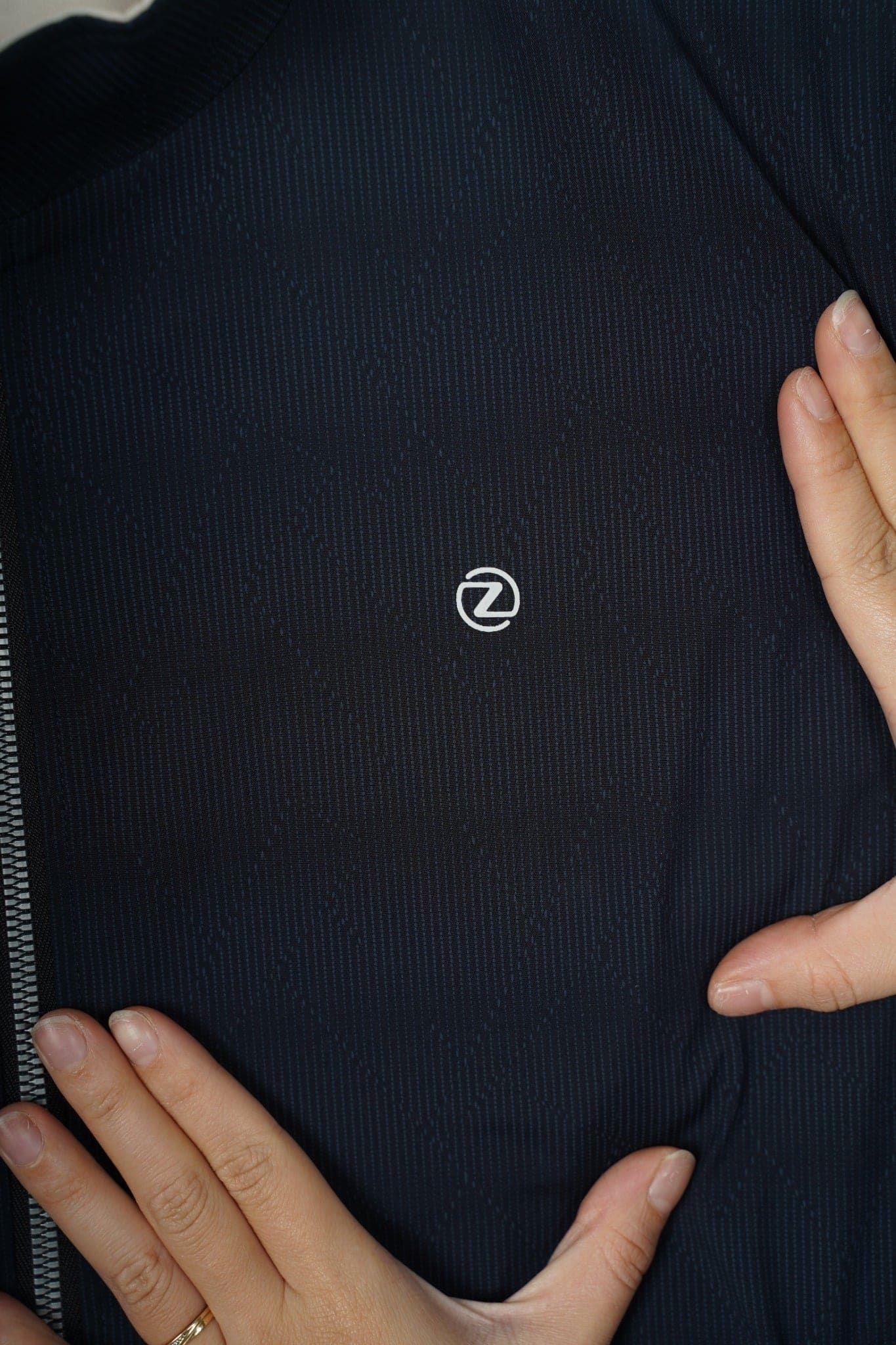 Tím than tối