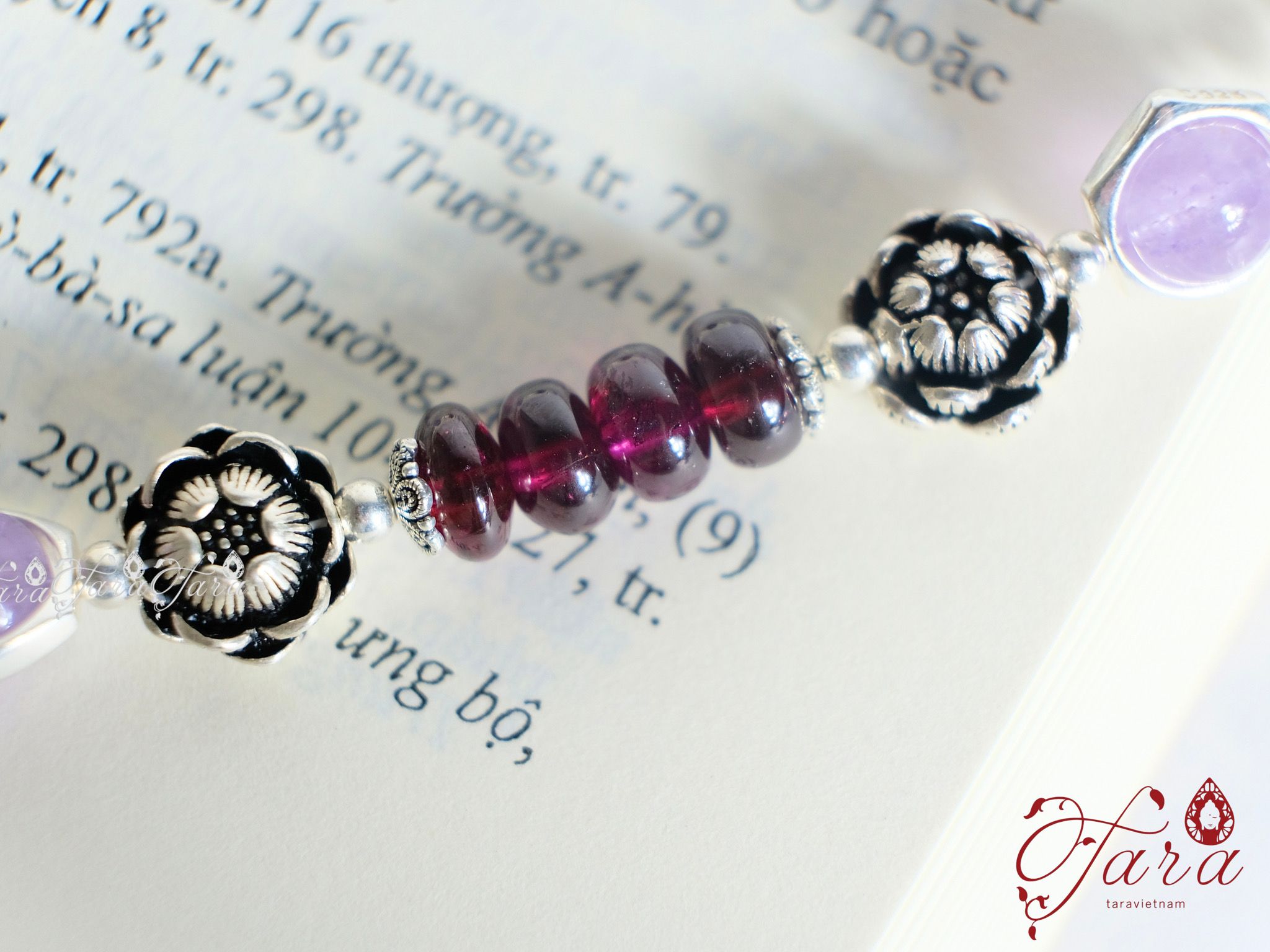  Vòng Garnet, Sunstone, Tourmaline và Thạch Anh Tím 