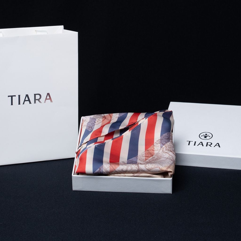  Khăn Choàng Tiara 2S35KA90 (90 x 90 cm) 