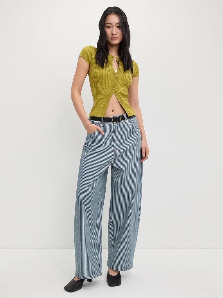  Quần Jeans Ống Cong Kẻ Sọc 