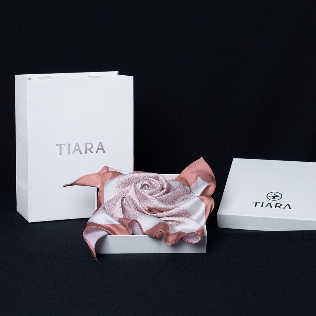  Khăn Choàng Tiara 2S39KB45 (45 x 45 cm) 