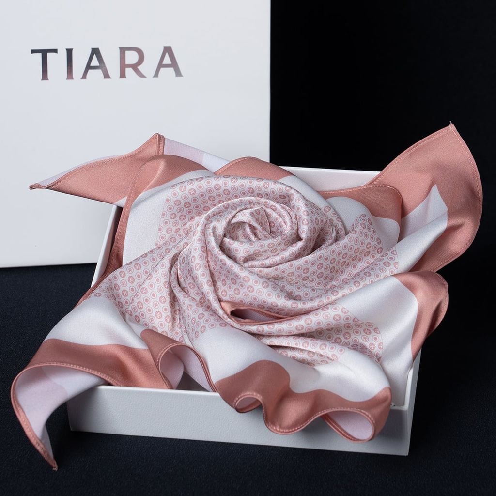  Khăn Choàng Tiara 2S39KB45 (45 x 45 cm) 