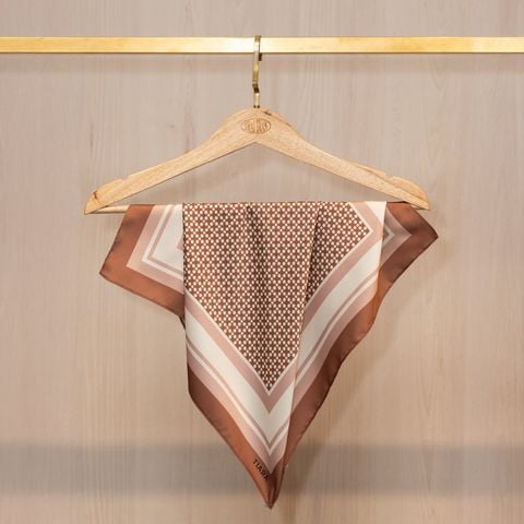  Khăn Choàng Tiara 2S47KA45F01B (45 x 45 cm) 