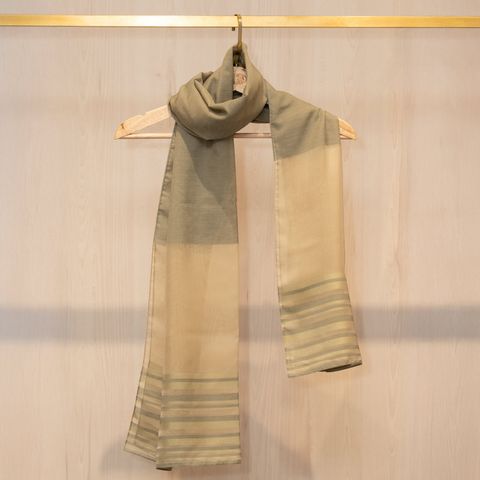  Khăn Choàng Thái Tuấn 2S42KAC3R04B (75 x 180 cm) 