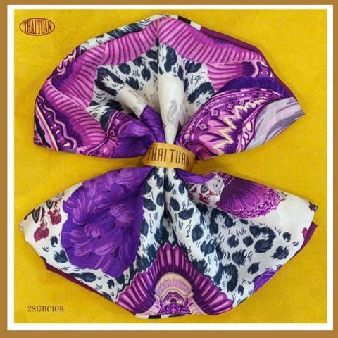  Khăn Choàng Thái Tuấn 2S17BC10R (100 x 100 cm) 