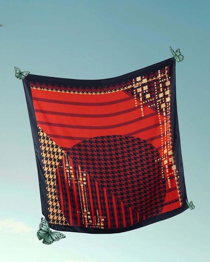  Khăn Choàng Thái Tuấn 2S53EA75R01B (75 x 75cm) 
