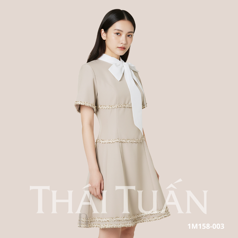 Đầm Nữ Thời Trang Tay Ngắn Cổ Phối Nơ Thanh Lịch 1M158003