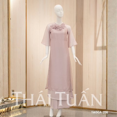 Áo Dài May Sẵn Cao Cấp Chất Liệu Voan Mềm Mại Màu Hồng 1W90A206