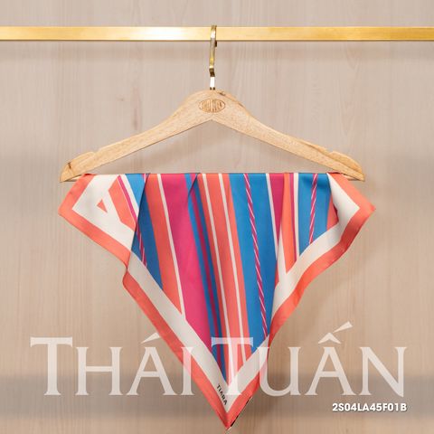 2S04LA45F01B Khăn Choàng Vuông Cao Cấp 1 Lớp 45x45 cm