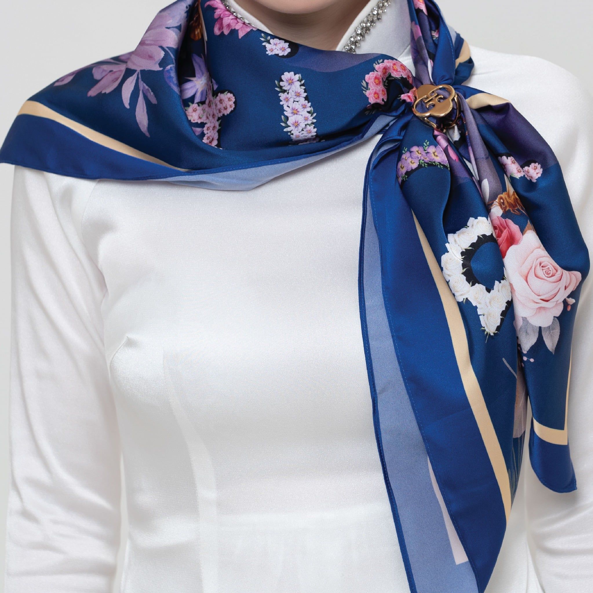 Khăn Choàng Vuông Cao Cấp 1 Lớp 75x75cm 2S59KA75F01B