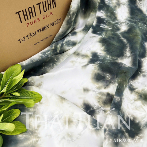 Vải Tơ Tằm Lam Sắc Màu Đen Khổ 1m15 x 2m5 ATRN003W40