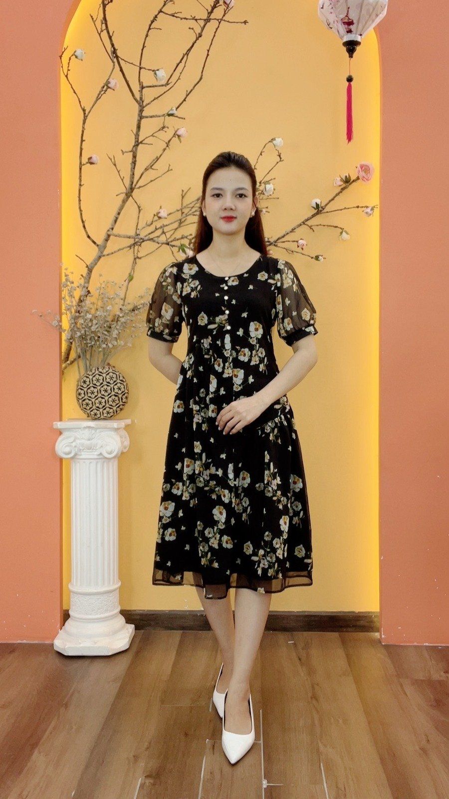 Đầm suông - Cổ tròn tay ngắn - AH - Đen hoa - TTV1990