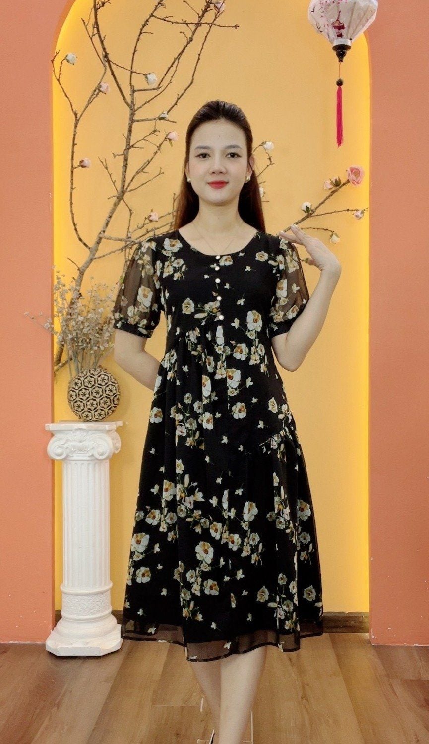 Đầm suông - Cổ tròn tay ngắn - AH - Đen hoa - TTV1990