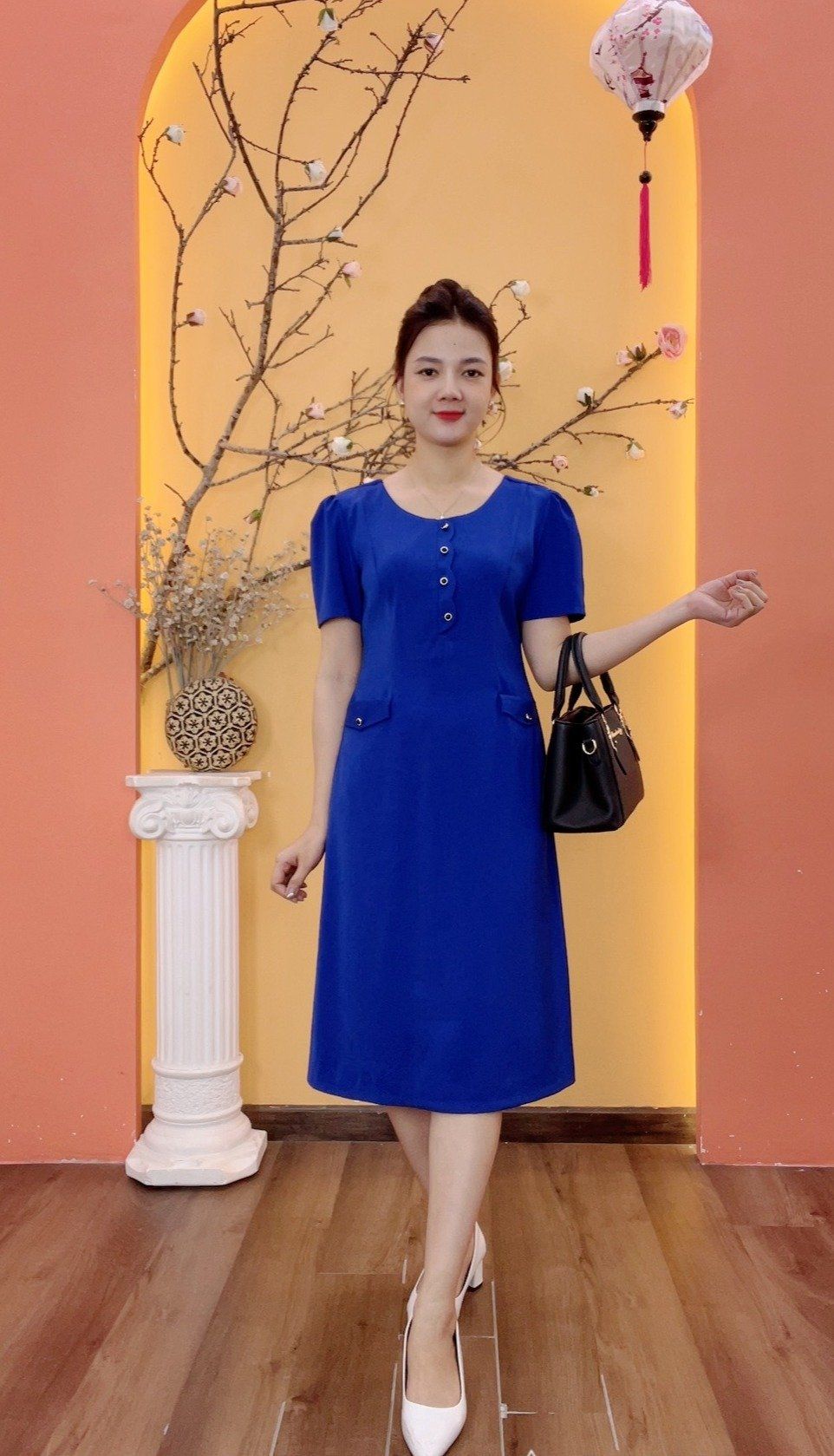 Đầm suông - Cổ tròn kết nút tay ngắn - AH - Xanh coban - TTV1996