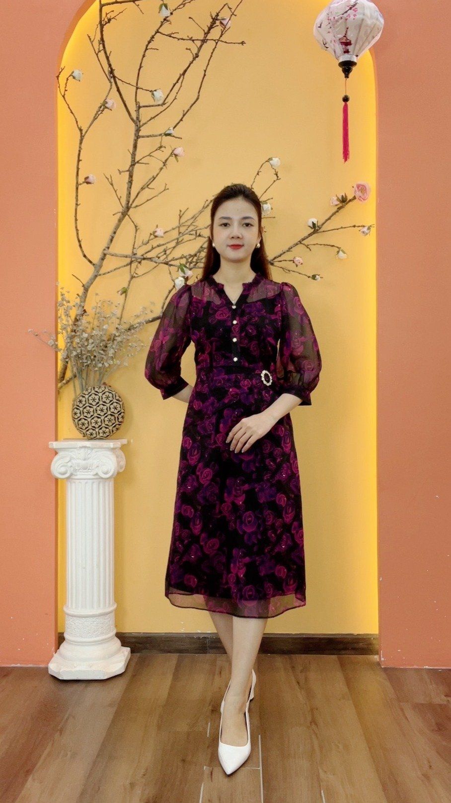 Đầm form A - Cổ V phối bèo kết nút tay dài - CD - Đen hoa tím - TTV2002