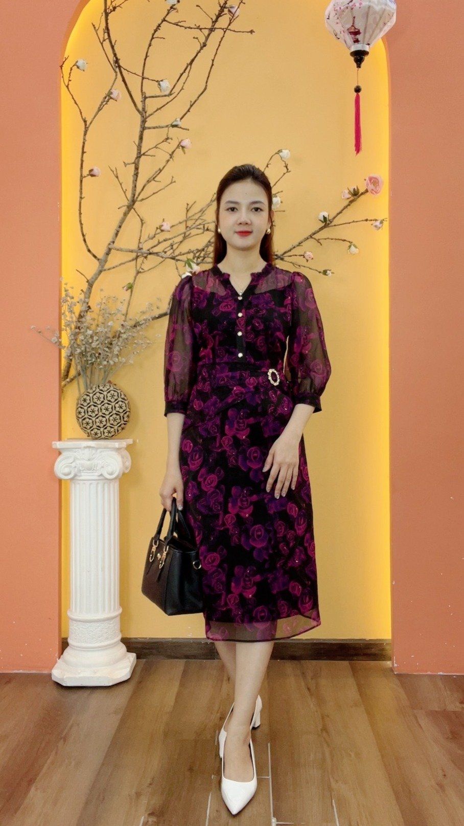 Đầm form A - Cổ V phối bèo kết nút tay dài - CD - Đen hoa tím - TTV2002