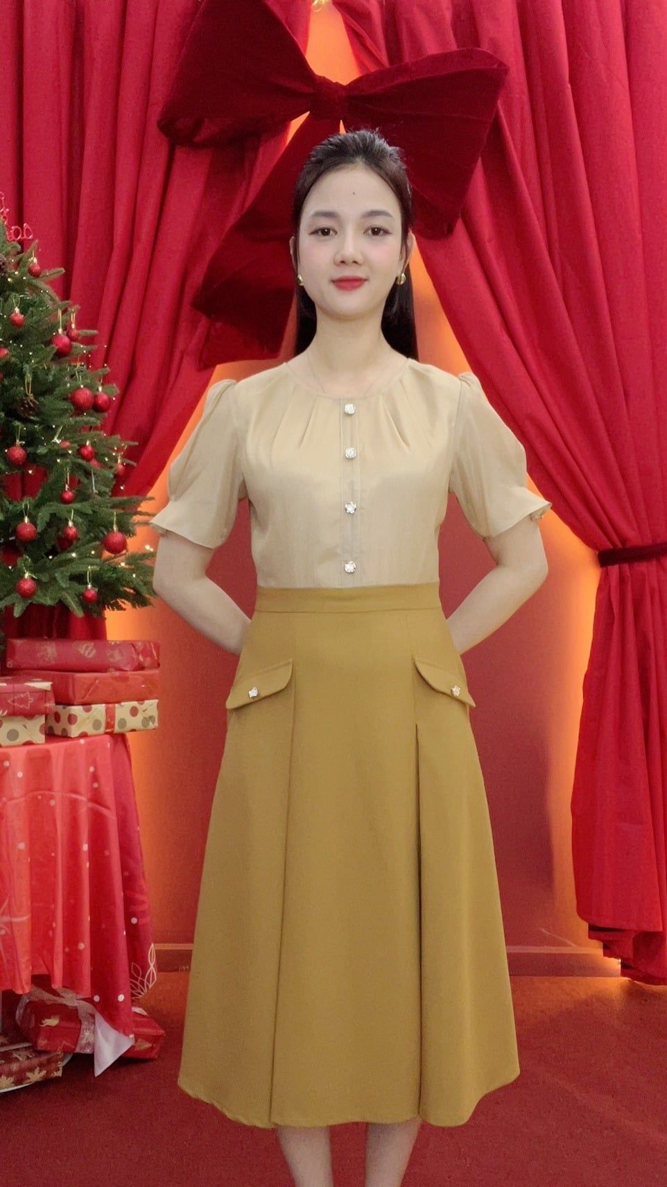 Đầm form A - Cổ tròn xếp ly tay ngắn - CV - Vàng - TTV2017