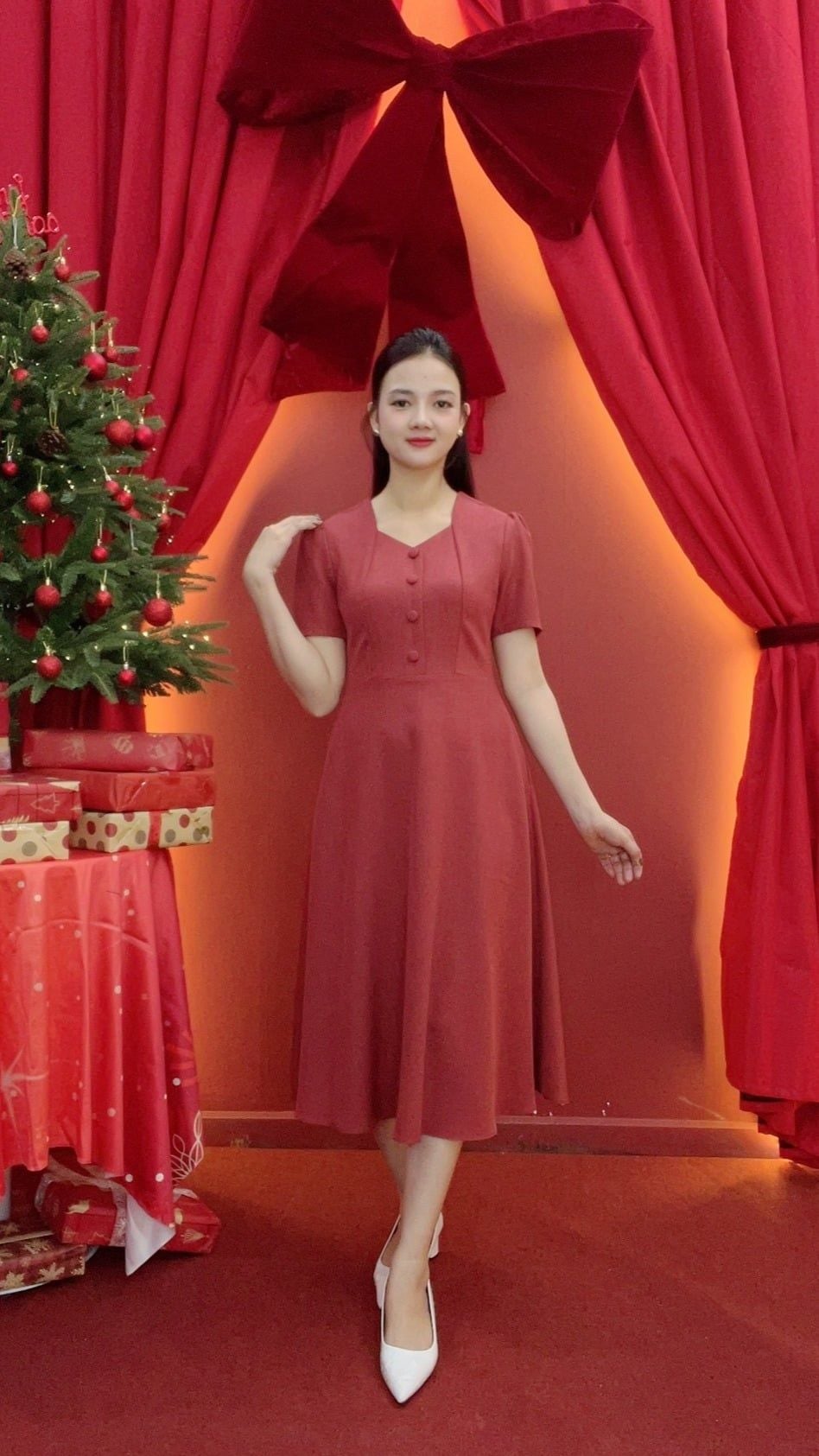 Đầm xòe - Cổ vuông tim kết nút tay ngắn - CD - Đỏ Gạch - TTV2022