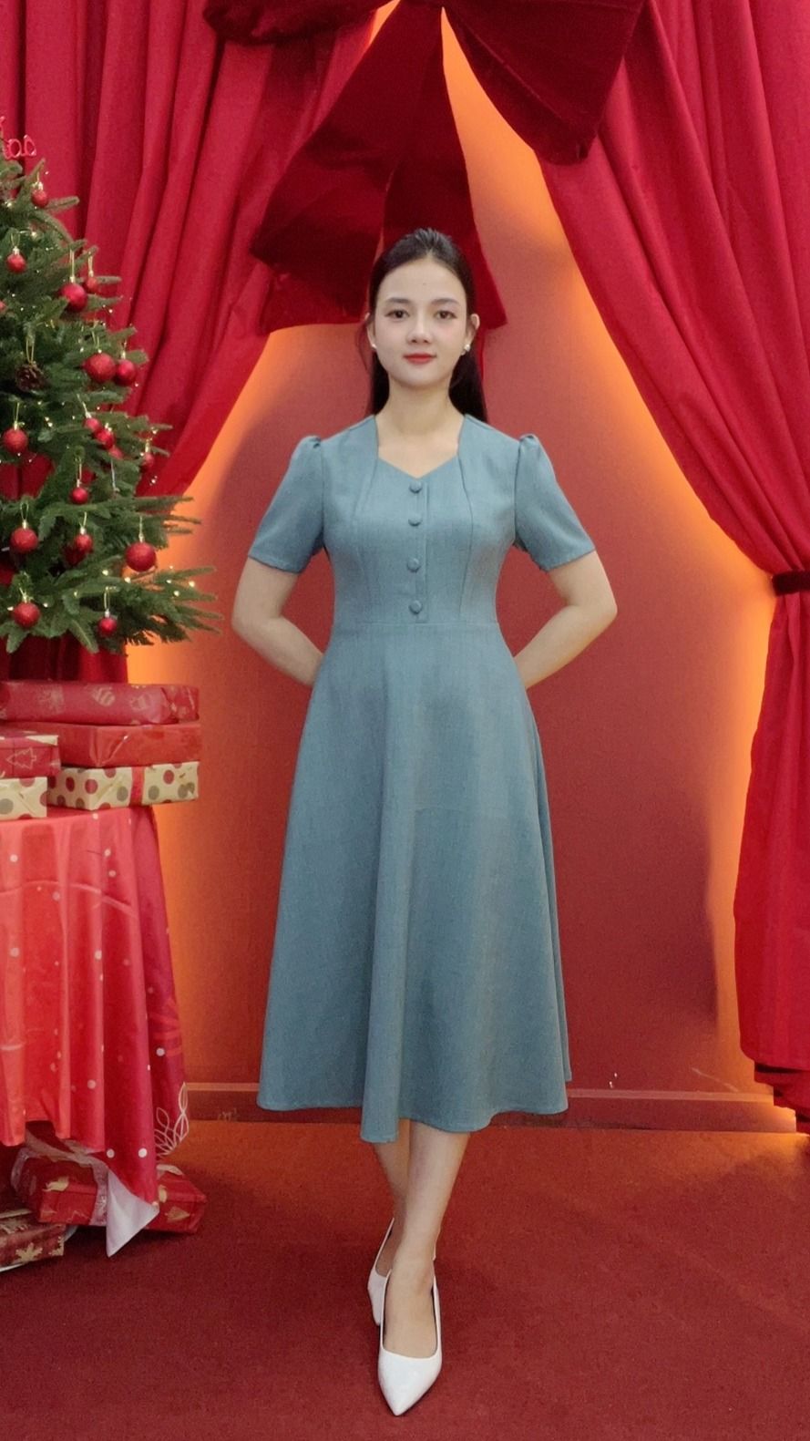 Đầm xòe - Cổ vuông tim kết nút tay ngắn - CD - Xanh - TTV2022