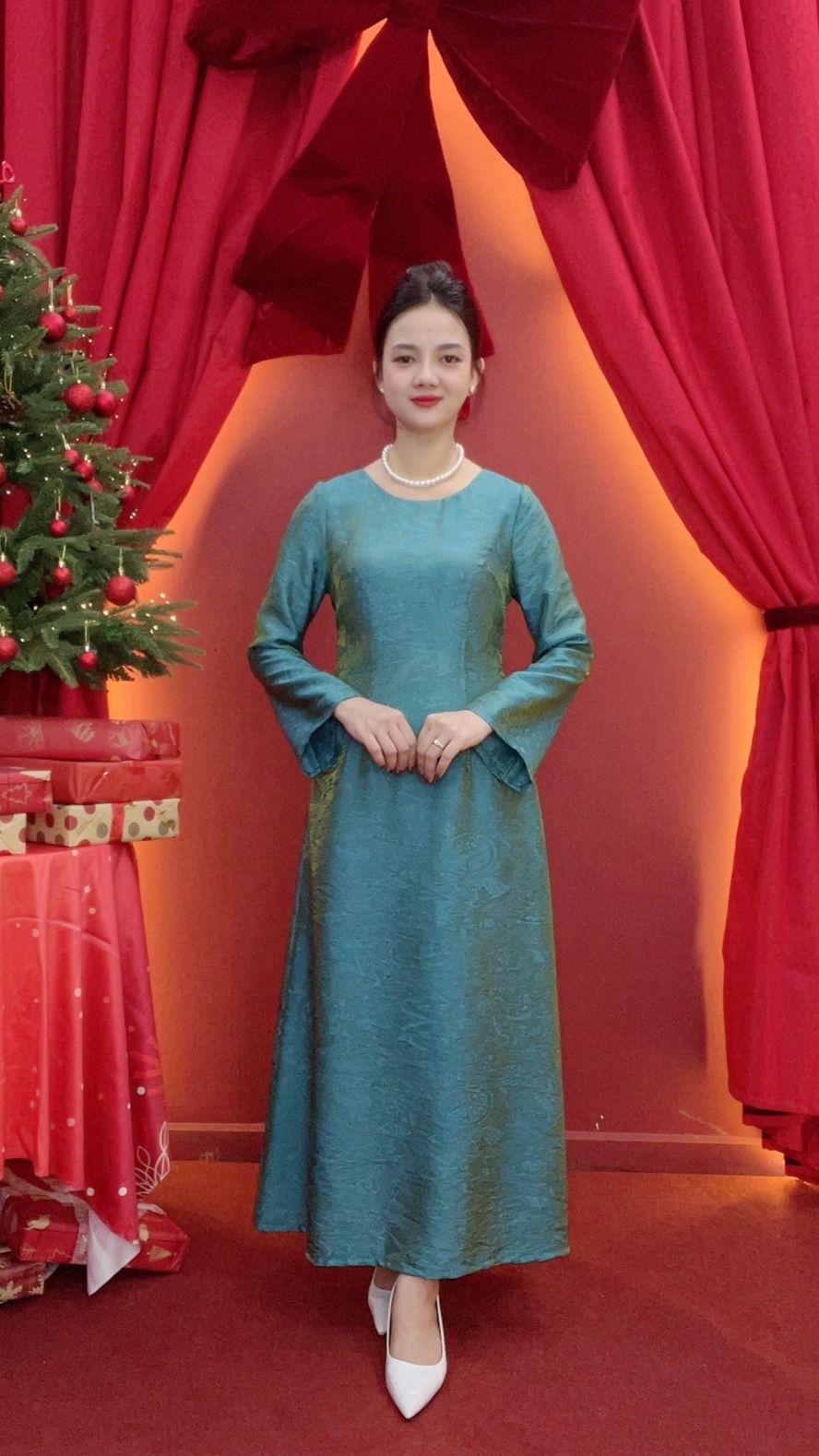 Đầm dài - Cổ tròn tay dài - CV - Xanh lục lam - TTV2023