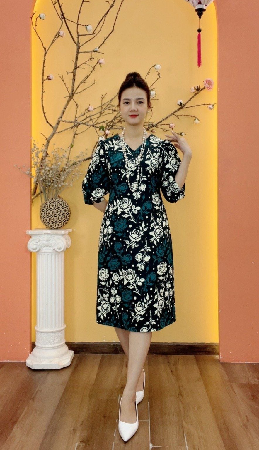 Đầm suông - Cổ tim tay lỡ - CD - Xanh hoa trắng - TTV1988