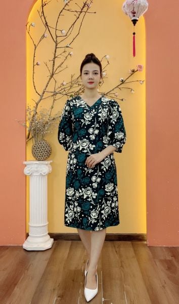 Đầm suông - Cổ tim tay lỡ - CD - Xanh hoa trắng - TTV1988