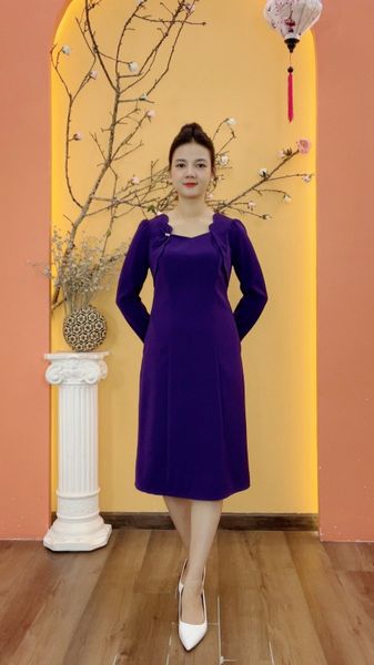 Đầm suông - Cổ vuông tim sóng nước kết hoa tay dài - CV - Tím huế - TTV1987