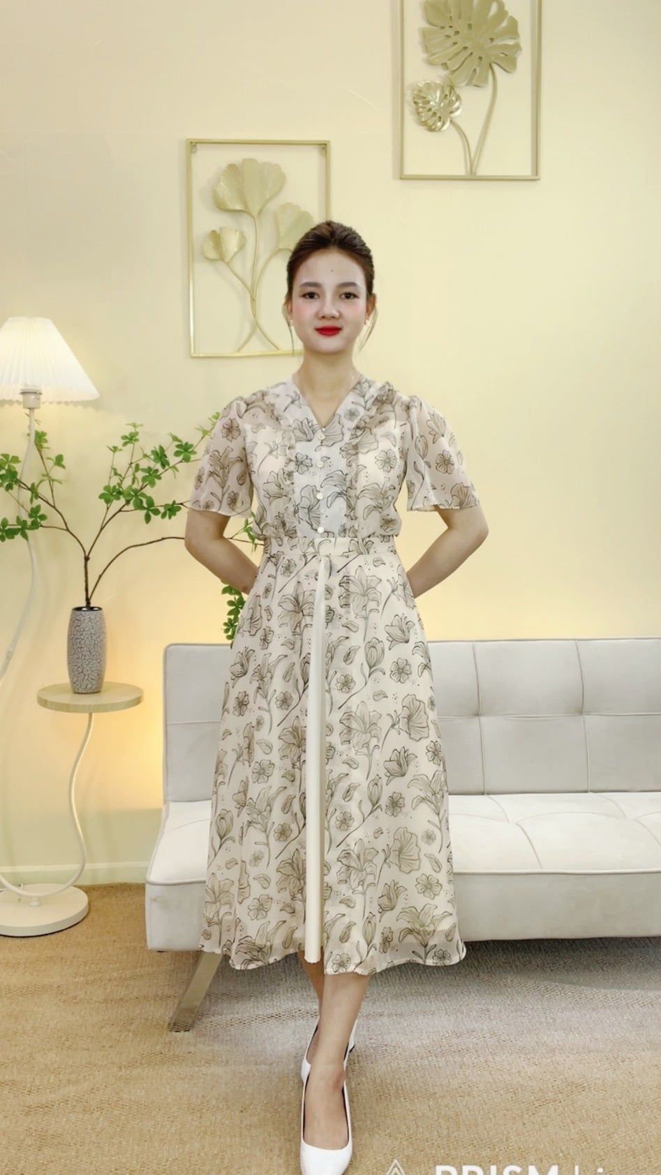 Đầm xòe - Cổ tim bèo kết nút tay ngắn - CV -  Kem hoa - TTV2050