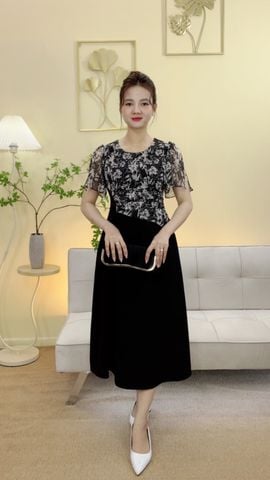 Đầm form A - Cổ tròn tay xẻ - CV - Đen hoa - TTV2062