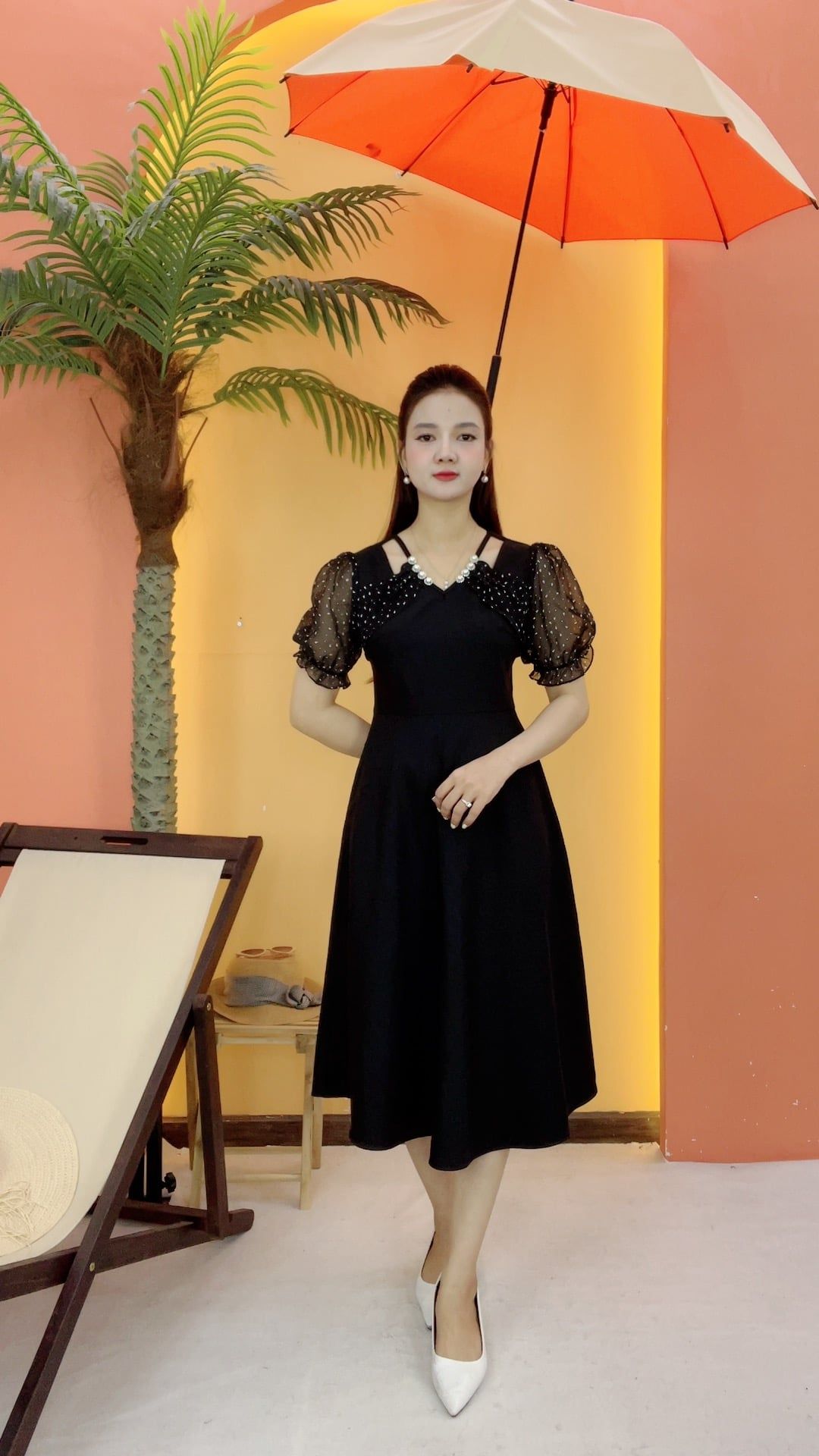 Đầm xòe - Cổ tim tay ngắn - CT - đen chấm bi - TTV2098