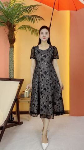 Đầm suông xòe - Cổ vuông sóng nước tay ngắn - CD - Đen hoa - TTV2105