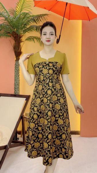 Đầm xòe - Cổ vuông tay ngắn - CT - Đen hoa vàng - TTV2099