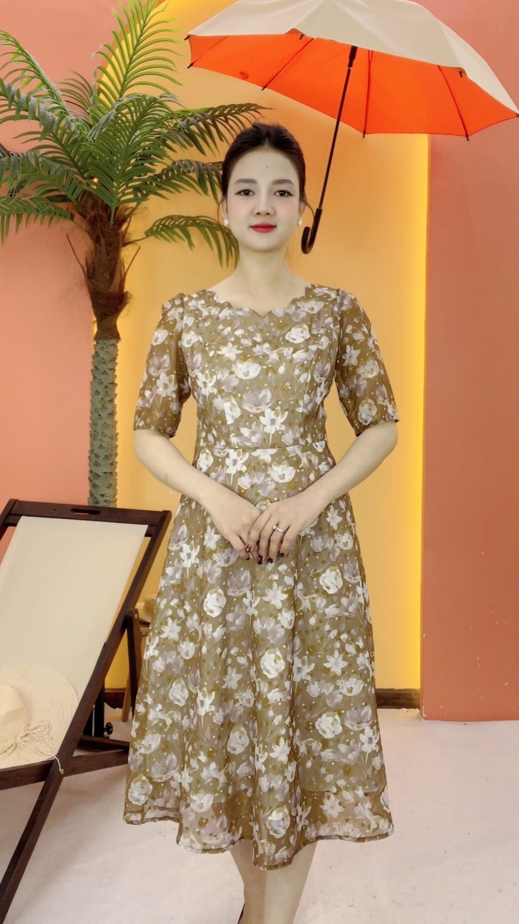 Đầm xòe - Cổ sóng nước tay ngắn - CV - Vàng hoa - TTV2100