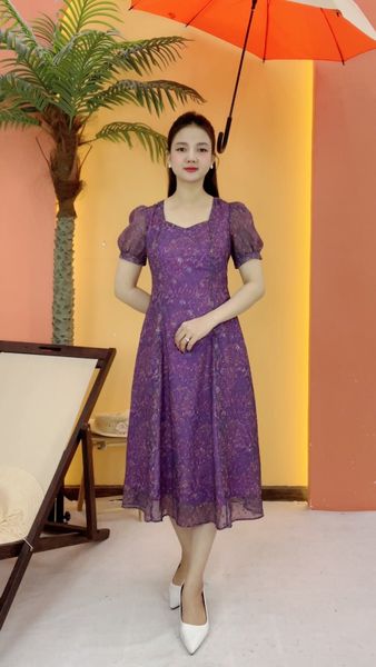Đầm xòe 8 mảnh - Cổ vuông tim tay ngắn - AH - Tím hoa - TTV2102