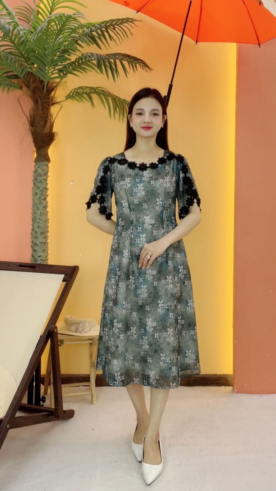 Đầm suông xòe - Cổ tròn tay ngắn phối ren - Xanh hoa - TTV2128