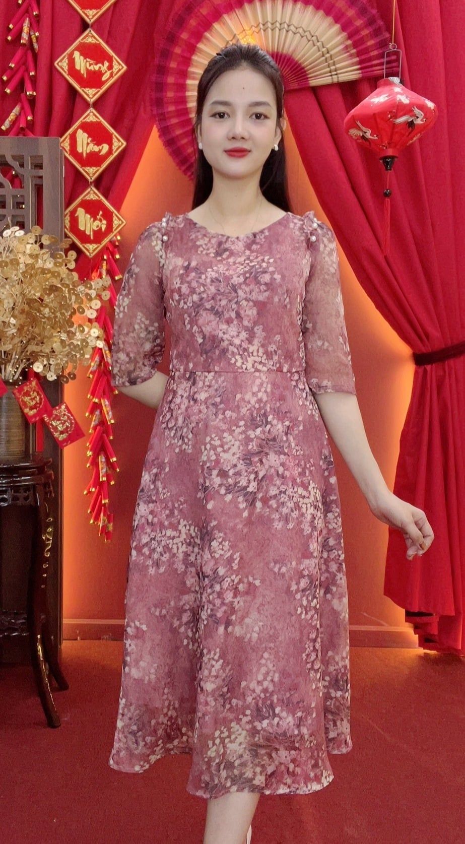 Đầm xòe - Cổ tròn tay lỡ kết ngọc - CV - Hồng ruốc hoa - TTV2030