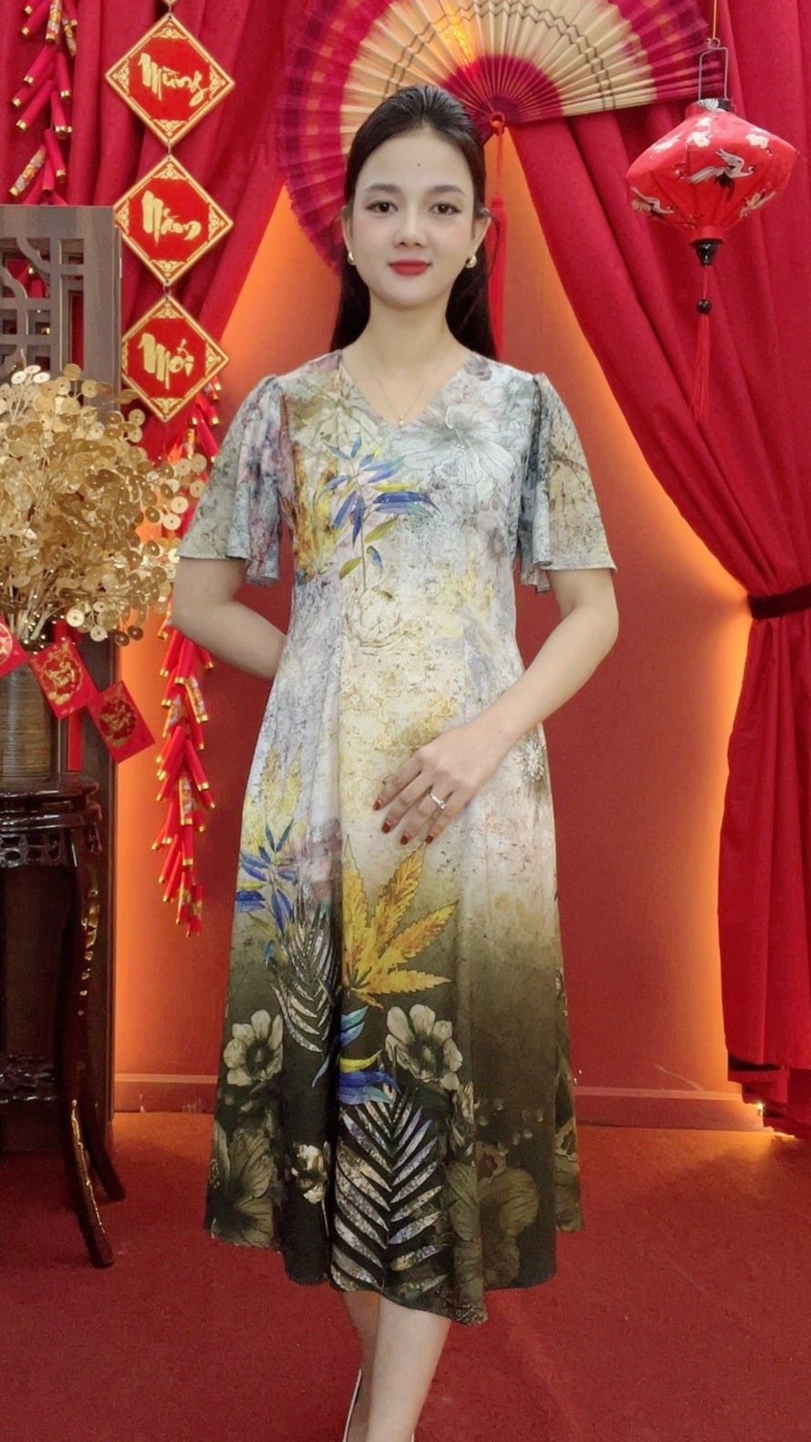 Đầm suông xòe - Cổ tim tay loe - CD - Ghi ánh bạc họa tiết - TTV2035