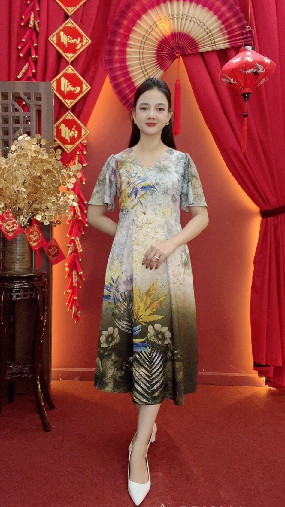 Đầm suông xòe - Cổ tim tay loe - CD - Ghi ánh bạc họa tiết - TTV2035